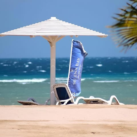 Day, Natural landscape, Beach, Sea view, sunbed