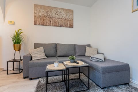 Property building, Living room, Decorative detail, Seating area, On site