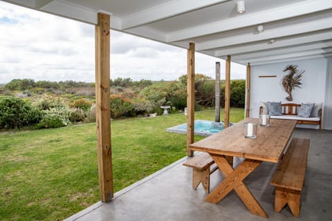 Patio, Day, Natural landscape, Garden, View (from property/room), Seating area, Garden view