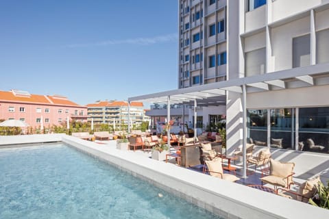 Balcony/Terrace, Swimming pool