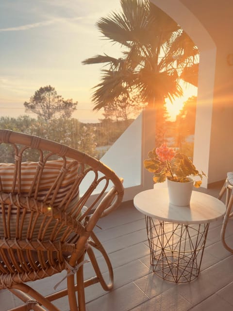 View (from property/room), Balcony/Terrace, Sunset