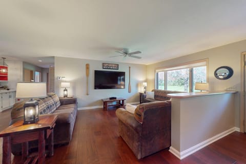 The 19th Hole Lakeside House in Eagle River