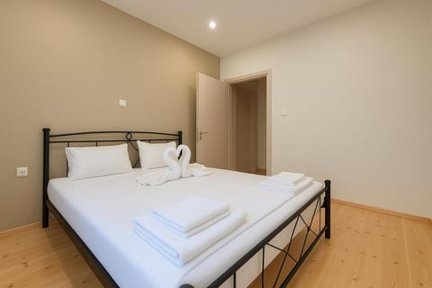 Cozy Mytilene Downtown Apartment in İzmir Province