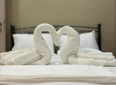 Cozy Mytilene Downtown Apartment in İzmir Province