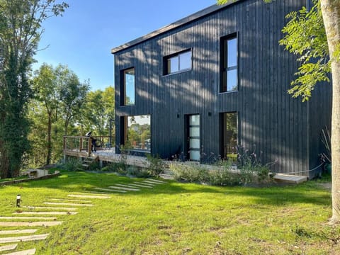 Le Spot - Bain Nordique – Vue Cathédrale Bed and Breakfast in Chartres