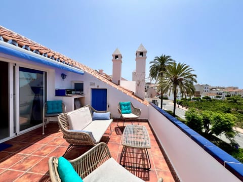 View (from property/room), Balcony/Terrace