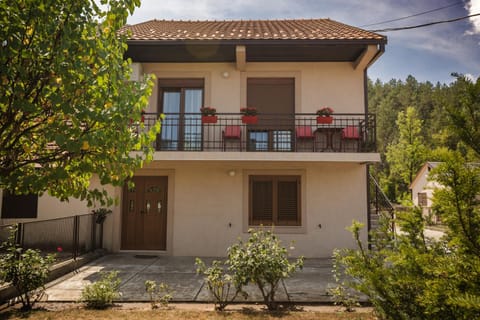 Property building, Garden, View (from property/room)