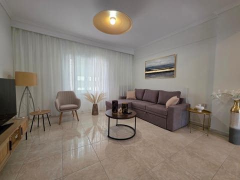 TV and multimedia, Seating area
