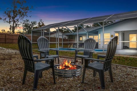 Spring Hill, 4 Bedroom, Pool, Golf Course! House in Florida