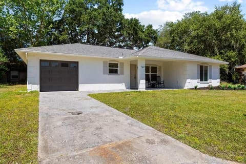 Modern 3 Bedroom, Wesley Chapel! House in Wesley Chapel