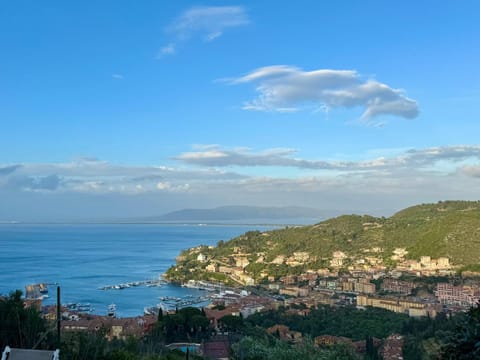 Nearby landmark, Day, Natural landscape, Mountain view, Sea view