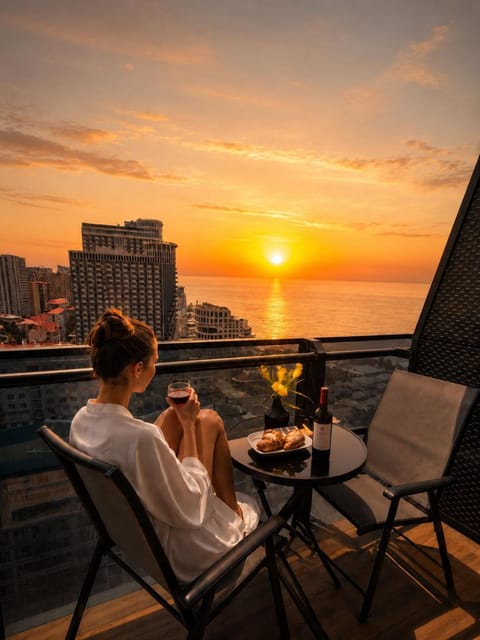 Patio, Day, People, Natural landscape, View (from property/room), Balcony/Terrace, Living room, Seating area, Dining area, Sea view, Sunrise, Sunset, group of guests