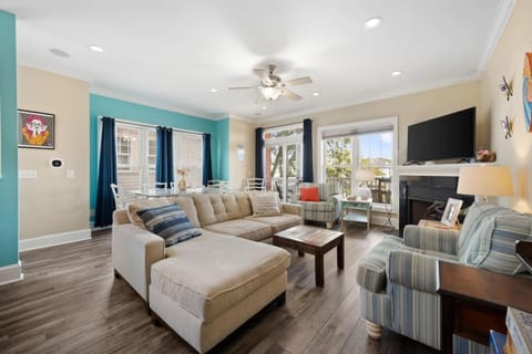 The Happy Place. Unit 2 House in Kure Beach