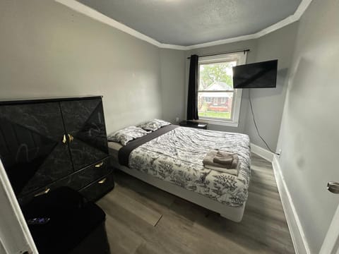 TV and multimedia, Bedroom