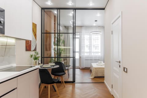 Bed, Kitchen or kitchenette, Photo of the whole room, Dining area