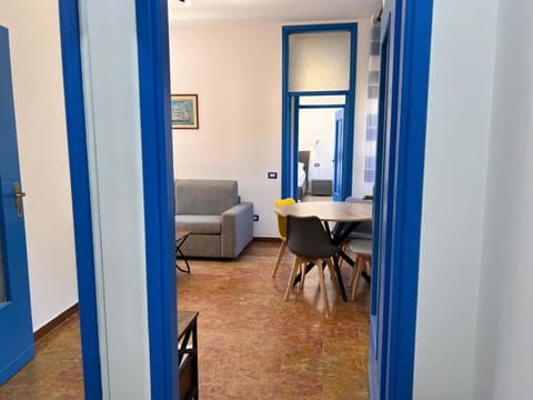 Living room, Seating area, Dining area, Bedroom