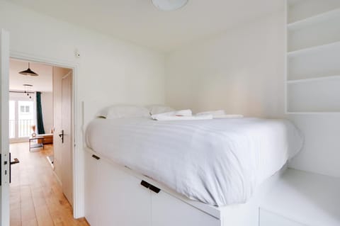 Au pied de l'arche Apartment in Courbevoie