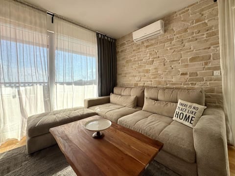 Sea View Apartmani Jadran Apartment in Makarska