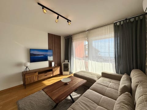 Sea View Apartmani Jadran Apartment in Makarska