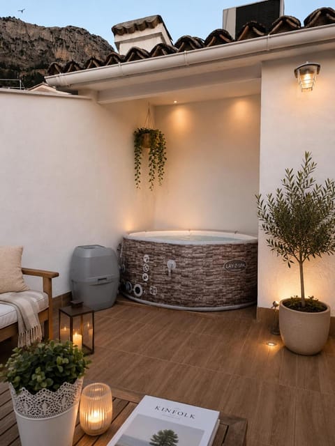 Hot Tub