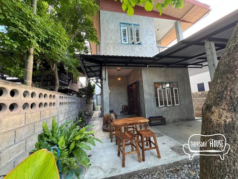 Property building, Patio, Garden