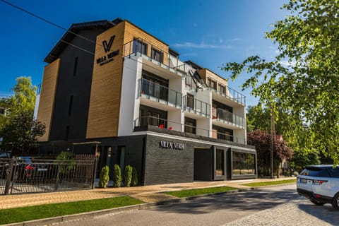 Property building, Facade/entrance, Street view