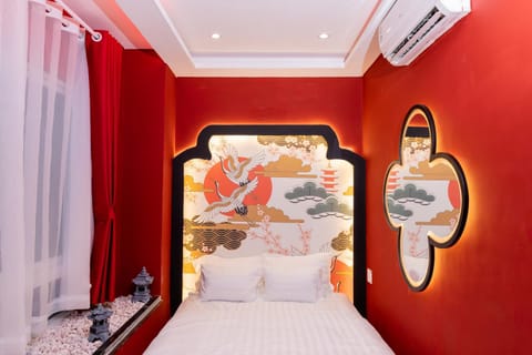 Bed, Photo of the whole room, Bedroom, air conditioner