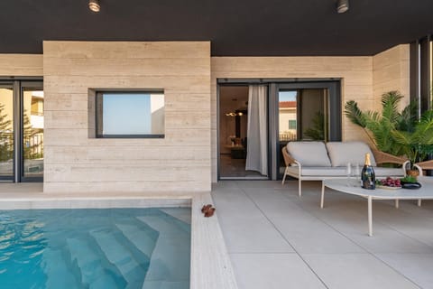 Day, Natural landscape, Pool view