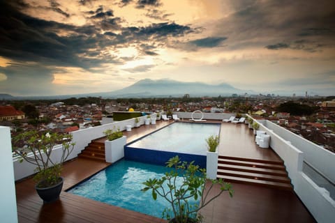 Pool view, Swimming pool, Swimming pool, Sunrise, Sunset