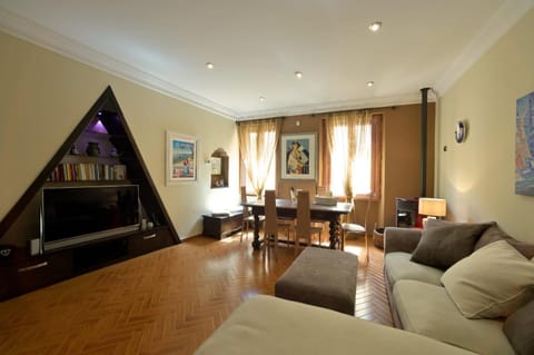 TV and multimedia, Living room, Other, Seating area