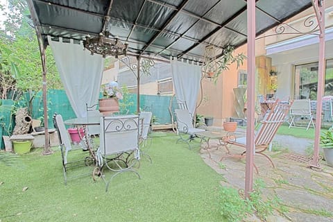 Patio, Garden