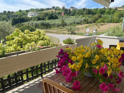 Natural landscape, View (from property/room), Balcony/Terrace