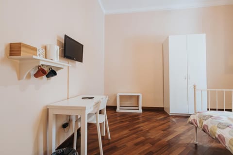 Color22 Apartment in Bari