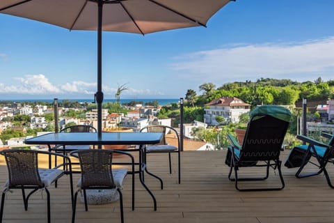 Patio, Day, Natural landscape, View (from property/room), Balcony/Terrace, Sea view
