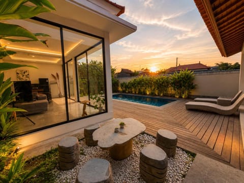 Garden, Pool view