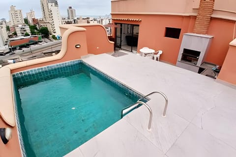 Balcony/Terrace, Swimming pool