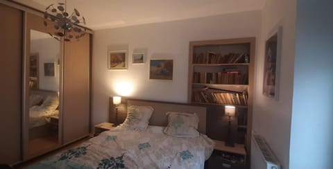 Jardin de plantes centre-ville résidential Botanical garden residential down-town Bed and Breakfast in Le Mans