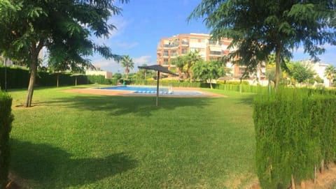 Garden, Swimming pool