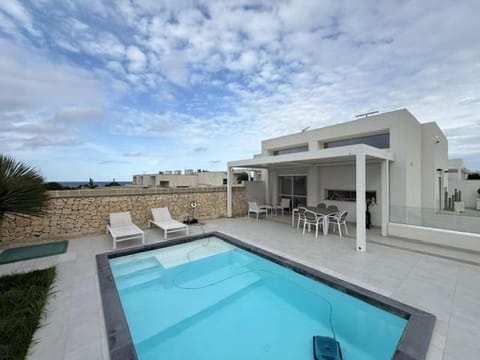 Garden, Swimming pool
