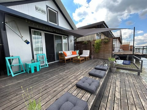Day, View (from property/room), Balcony/Terrace, Seating area