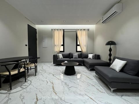Living room, Seating area, air conditioner