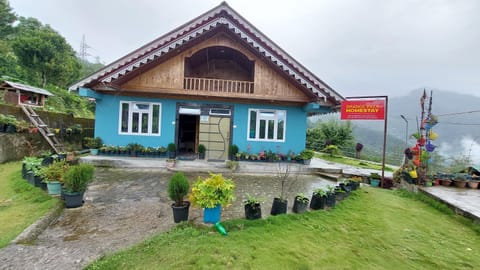 Garden, Garden view, Mountain view
