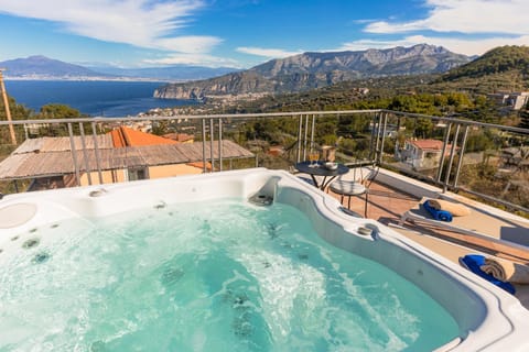 Hot Tub, Sea view