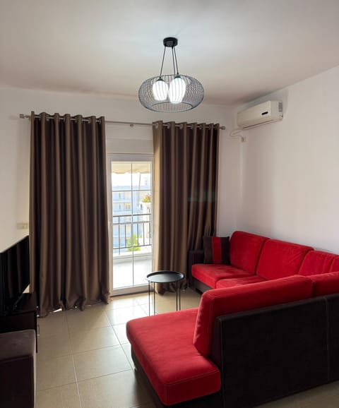 TV and multimedia, Living room, Seating area, air conditioner