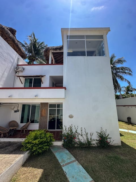 Property building, Day