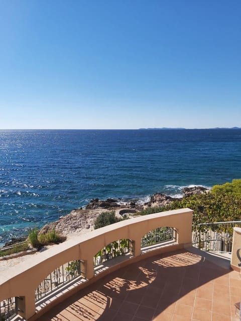 Natural landscape, View (from property/room), Balcony/Terrace, Sea view