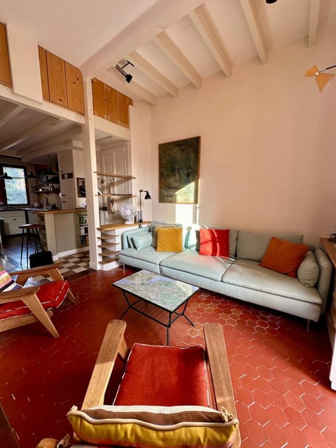 Studio-type loft au cœur de Roquebrune Apartment in Roquebrune-Cap-Martin