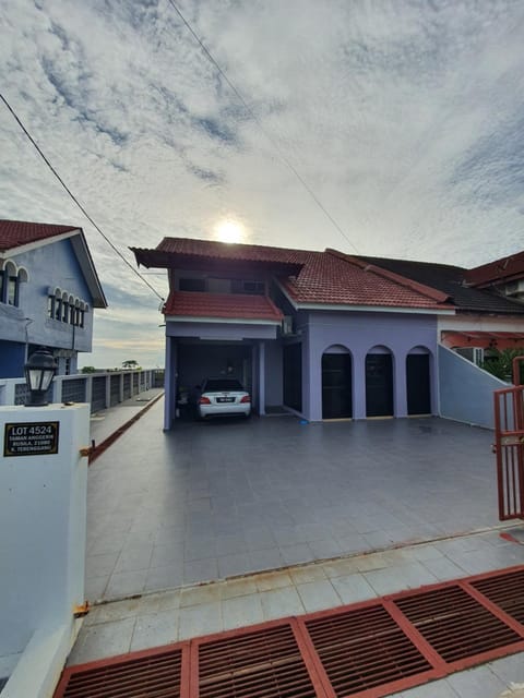 Property building, Parking