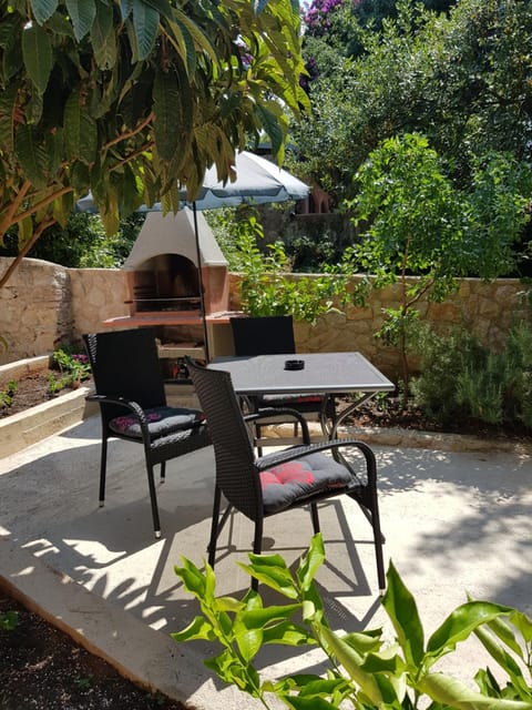 BBQ facilities, Garden