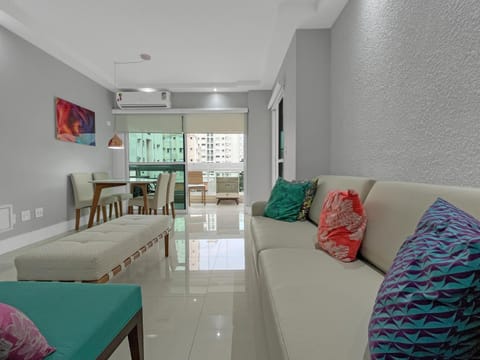 Living room, Seating area, Dining area, air conditioner